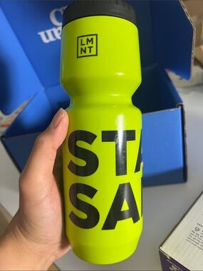 Purist LMNT NWOT Stay Salty Neon Yellow Squeeze Water Electrolyte Bottle 26oz
